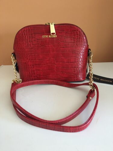 STEVE MADDEN HANDBAG~RED~BMAGGIE SNAKE DESIGN GOLD HARDWARE~BEAUTIFUL & UNIQUE!
