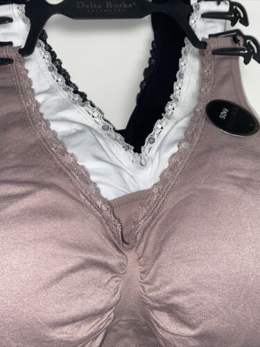 Delta Burke 3-Pack Seamless Bras Size 1X Soft Comfort Lounge Removable Pads NEW
