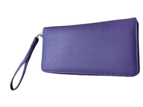 STEVE MADDEN WALLET WRISTLET GRAPE SMOOTH TEXTURED SILVER ZIP "OH WHAT COLOR"