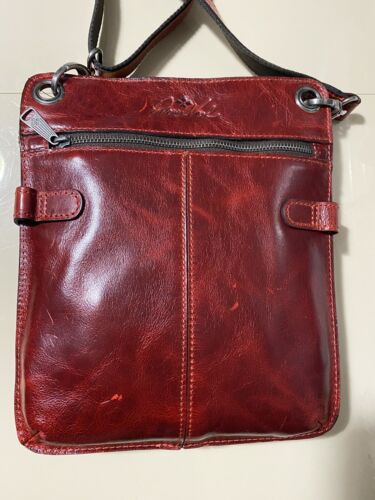 Patricia Nash FRANCESCA Organizer Crossbody Distress Leather Ochre P02806 NEW