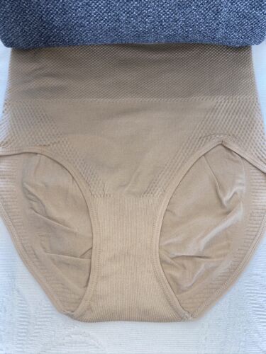 Kathy Ireland Seamless Shaping Briefs Panties Firm Control  L