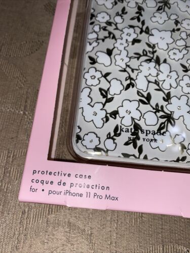 KATE SPADE PHONE CASE iPHONE 11 PRO MAX CLEAR W/TINY WHITE FLOWERS / GOLD FOIL