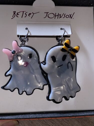 Betsey Johnson Hematite Tone & White Acrylic Ghost Mismatch Drop Earrings NIB