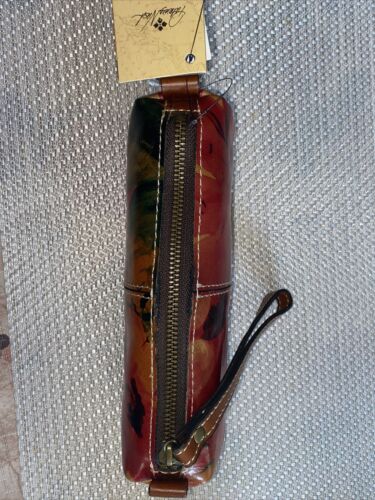 Patricia Nash Isla Oblong Italian Leather Wristlet Isla-Spring Multi P50601