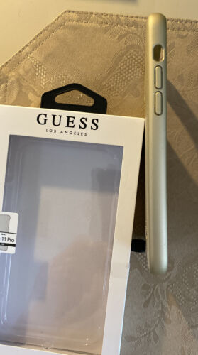GUESS iPHONE 11 PRO P.U. LEATHER IRIDESCENT COLLECTION  GOLD