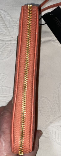 STEVE MADDEN WALLET WRISTLET PAPAYA "STACKED" STAMPED LOGO GOLD ZIPPER
