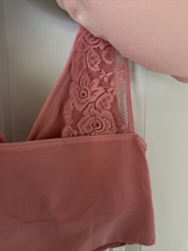 Delta Burke 3-Pack Seamless Bras Size 1X Soft Comfort Lounge Removable Pads NEW