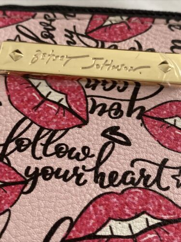 Betsey Johnson New Indexer Zip Around Wallet w/ Strap Black/Multi Lips $38 NWT