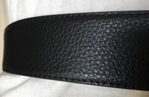 DKNY BELT REVERSIBLE DKNY LOGO ON ONE SIDE BLACK ON THE OTHER SKINNY MSRP $38.00
