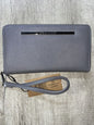 STEVE MADDEN WALLET WRISTLET GRAY BZIPPY ~ORGANIZER￼~ SOFT TEXTURE~CLASSY