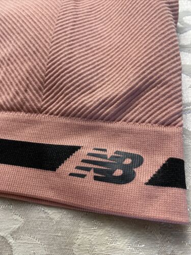 New Balance Medium Impact Sports Bra Style# 2016 Dusted Peach /Black Size XL NEW