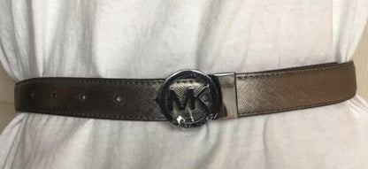 MICHAEL KORS BELT REVERSIBLE NICKEL/BURGUNDY SKINNY With MK LOGO CIRCLE BUCKLE
