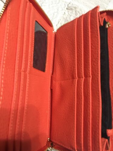 STEVE MADDEN WALLET WRISTLET ORANGE STAMPED LOGO "SO NICE"!!!!
