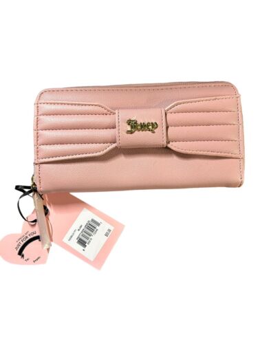 JUICY COUTURE WALLET ORGANIZER- CLUTCH PLATE LOGO & ZIP AROUND~PRETTY BOW LARGE
