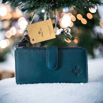 Patricia Nash~Nazari Wallet Bifold~ Blue Coral~Style P41906~GREAT FIND!!!