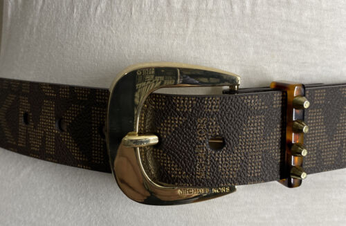 MICHAEL KORS BELT BROWN MK LOGO PRINT WITH GOLD BUCKLE WITH STUDDED LOOP "RETRO"