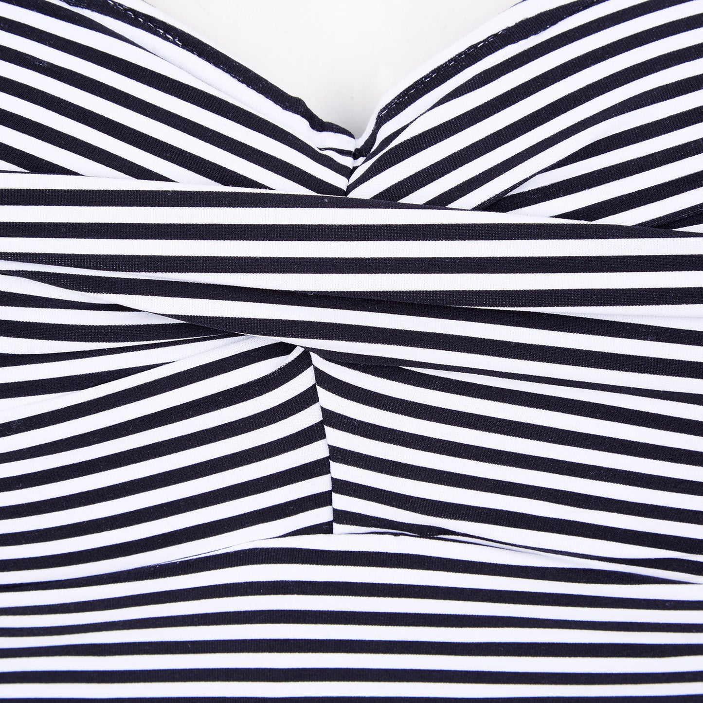 NIP TUCK BOND EYE ONE PIECE SWIMSUIT Sweetheart Shirred Maillot Black/White US10