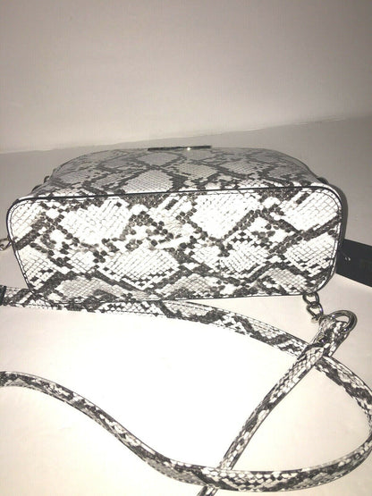STEVE MADDEN HANDBAG BMAGGIE NATURAL BLACK/WHITE PRINT-DOME SILVER-HARDWARE