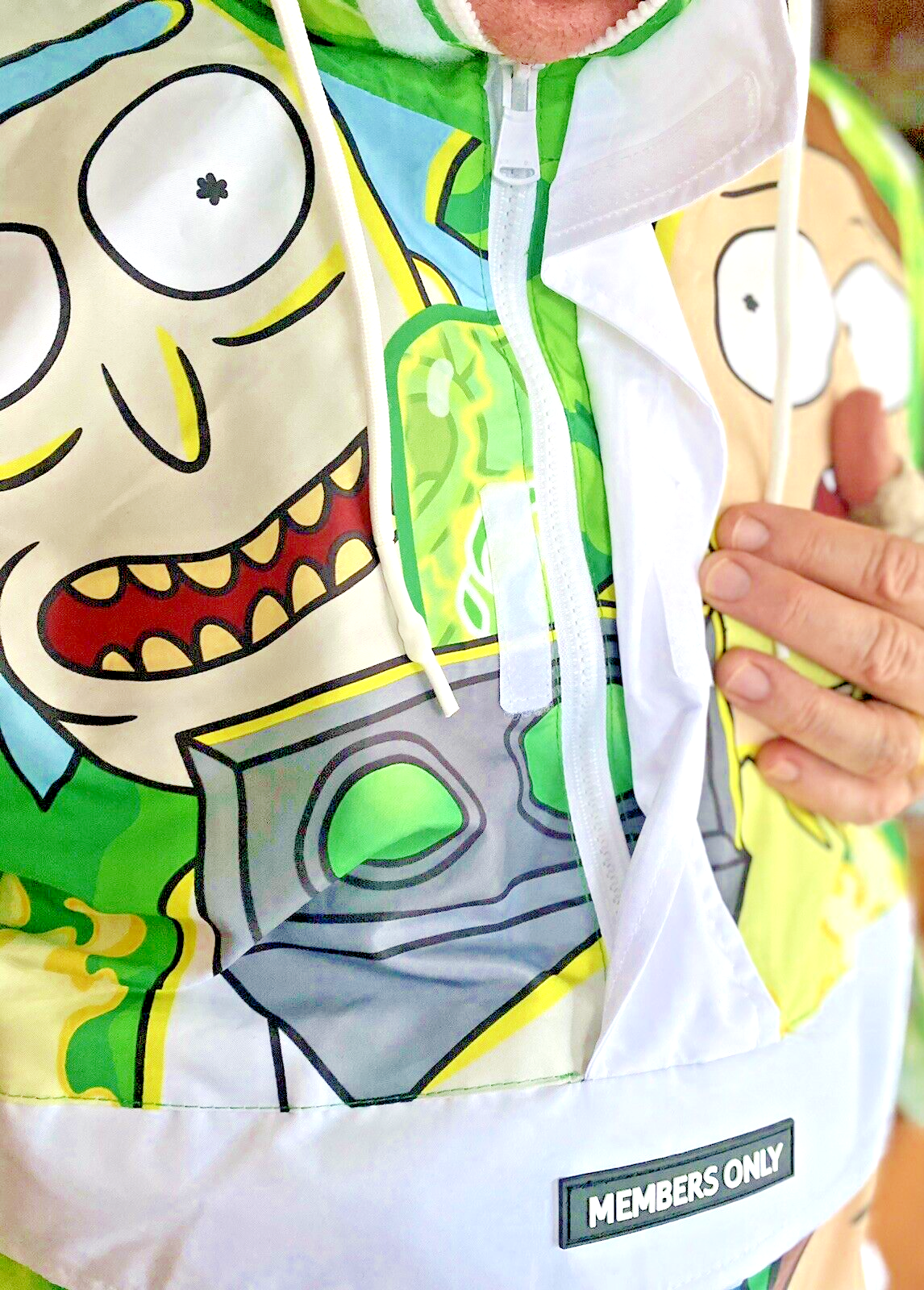 Rick and Morty Members Only Pullover Windbreaker Jacket Sze. Medium ~SUPER COOL!
