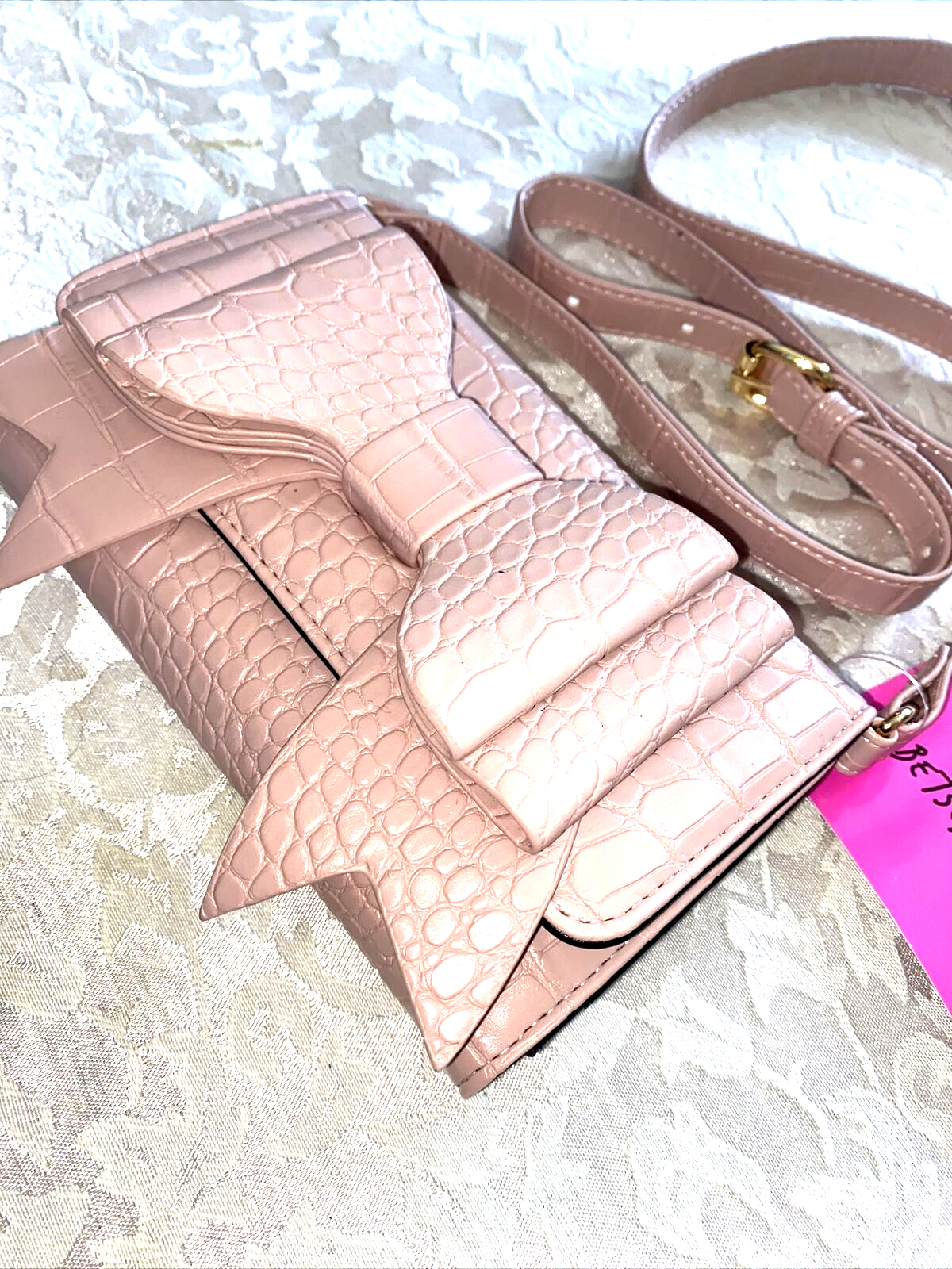 Betsey Johnson XODANI Crossbody Bag Wallet Croc Blush Pink with Betsey Bow CUTE!