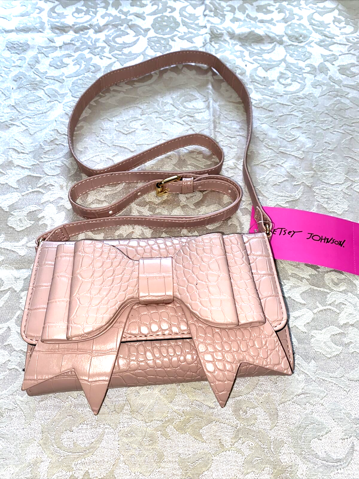 Betsey Johnson XODANI Crossbody Bag Wallet Croc Blush Pink with Betsey Bow CUTE!