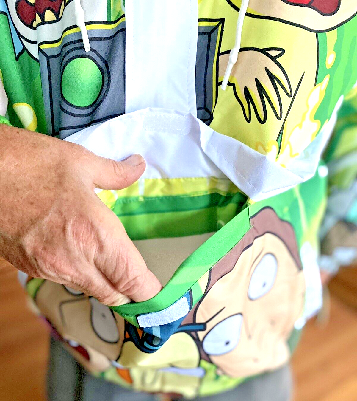 Rick and Morty Members Only Pullover Windbreaker Jacket Sze. Medium ~SUPER COOL!