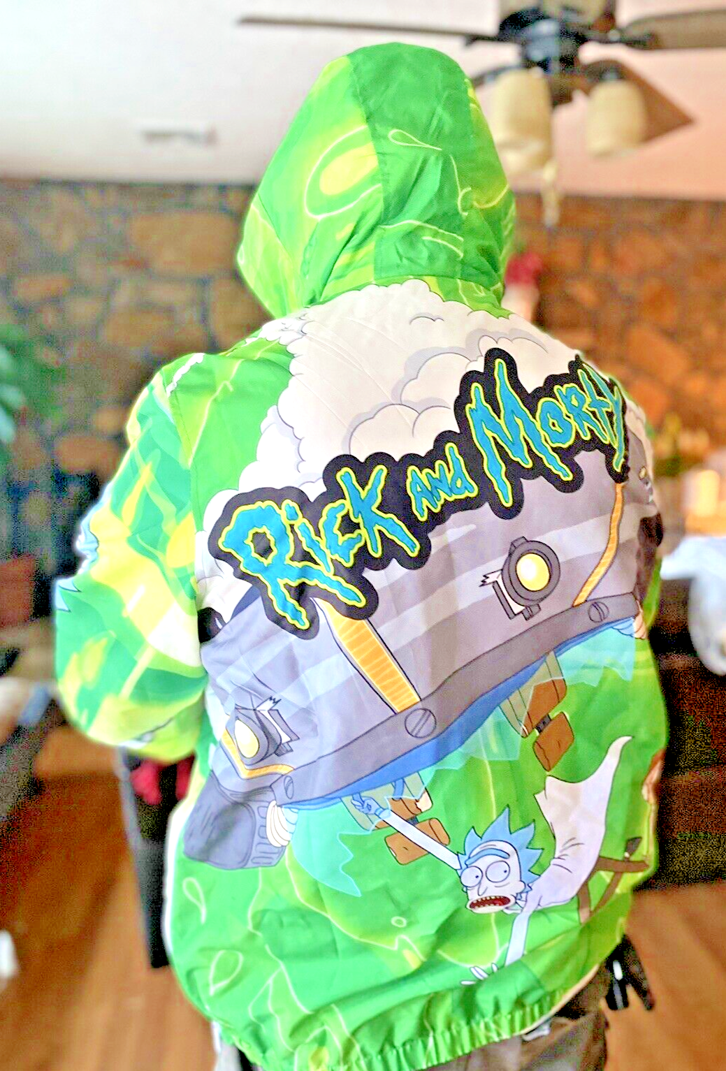 Rick and Morty Members Only Pullover Windbreaker Jacket Sze. Medium ~SUPER COOL!
