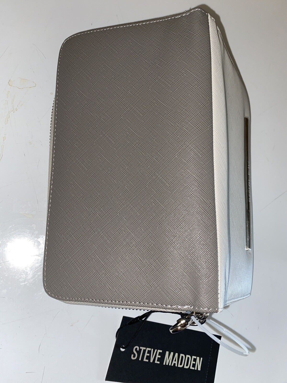 STEVE MADDEN WALLET WRISTLET BISQUE/GRAY TWO TONE