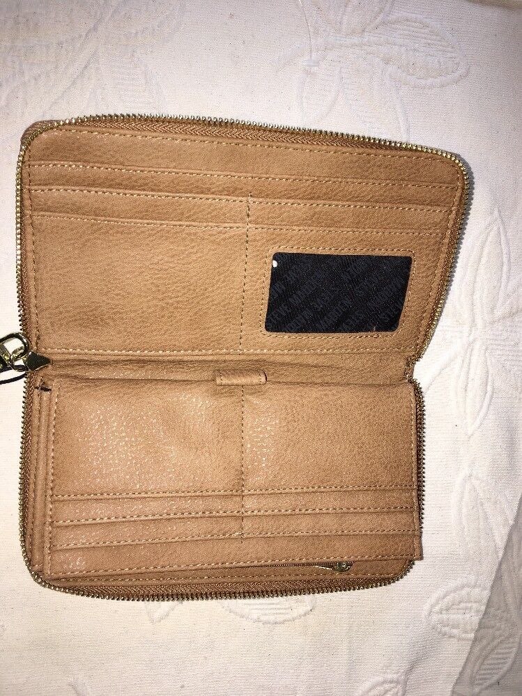 Steve Madden Wallet Camel Stamped Logo Gold Zipper Organizer Wristlet Ships Free