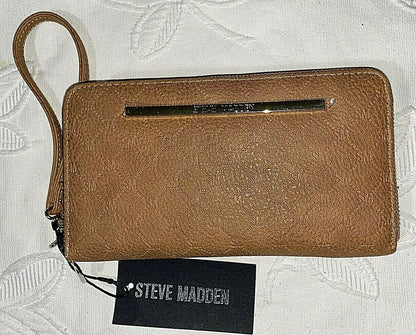 Steve Madden Wallet Wristlet Camel (tan) With Small Stamped Logo Gold Zipper