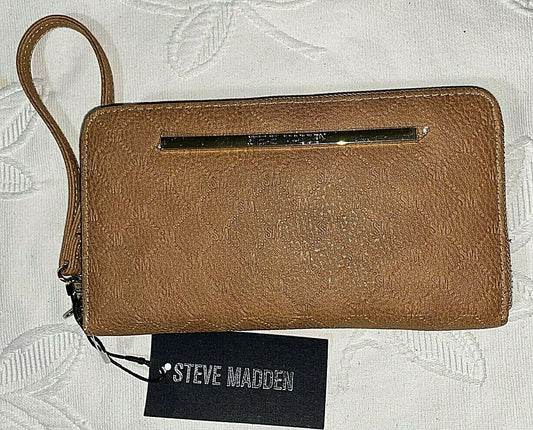Steve Madden Wallet Wristlet Camel (tan) With Small Stamped Logo Gold Zipper