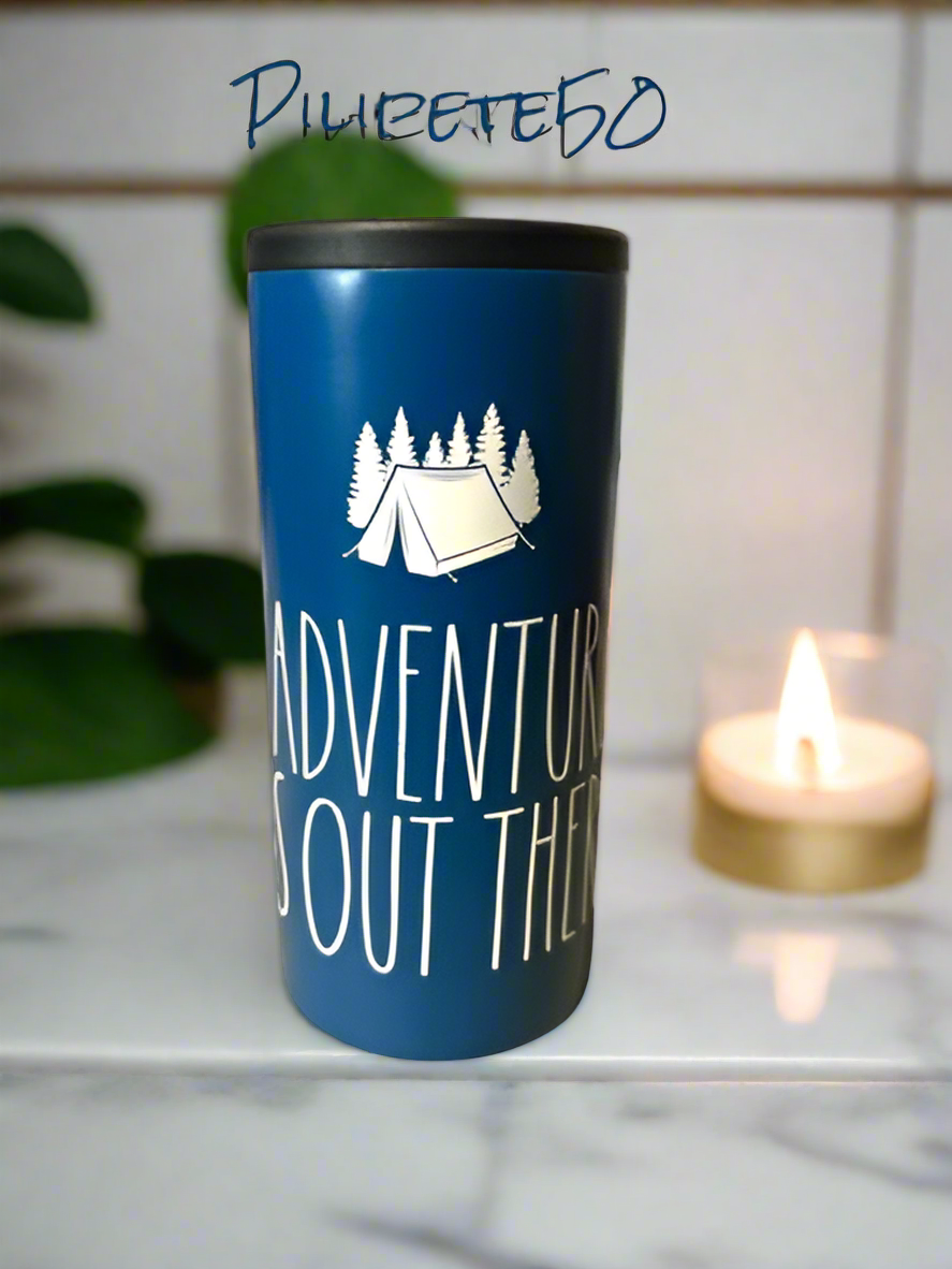 RAE DUNN New “ADVENTURE IS OUT THERE” Slim-Can Cooler Stainless Steel 12oz BLUE