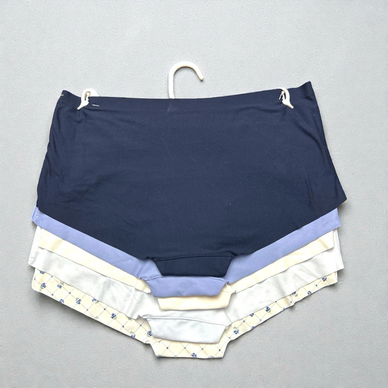 Laura Ashley LS9039 Boyshort Panty - Size M