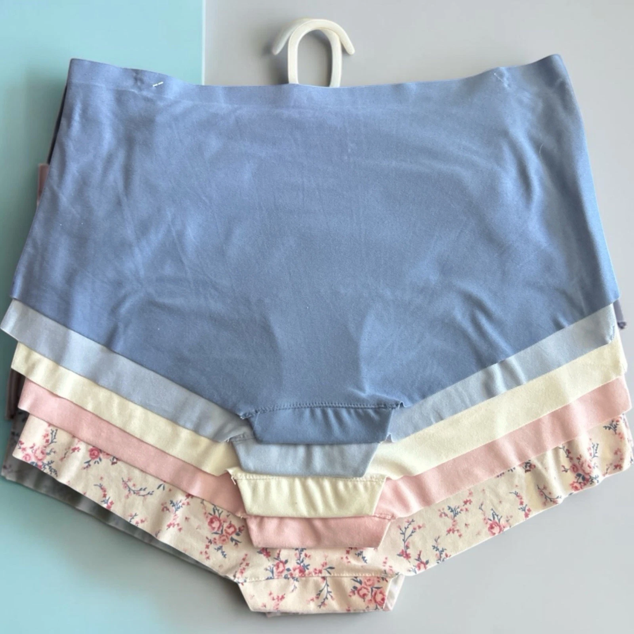 Laura Ashley LS9039 Boyshort Panty - Size XL