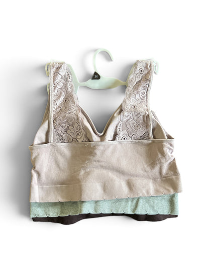 Laura Ashley 3-Pack Pull-On Bra with Lace Detail - Plus Size - Multicolor LS5243