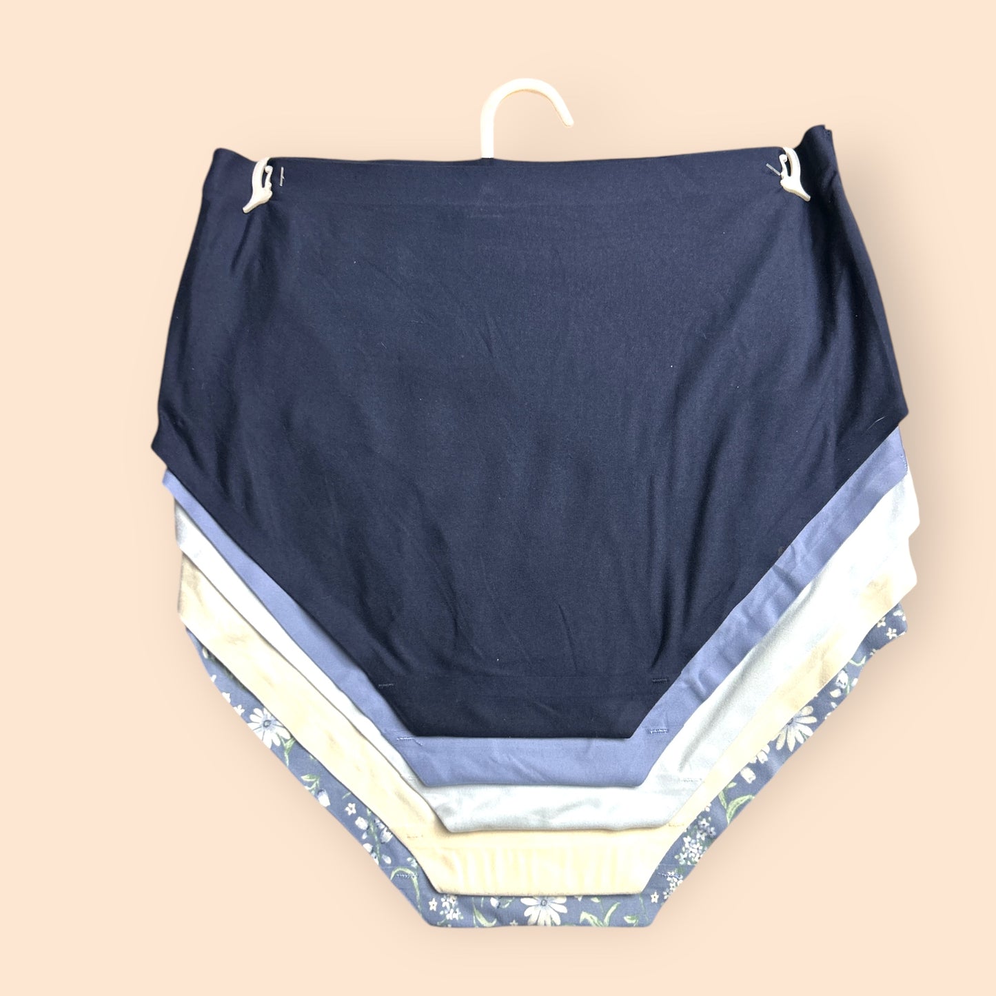 LAURA ASHLEY~5 Pack FIT PANTIES~MULTICOLOR~ STYLE # LS4063~ALL SIZES~GREAT FIT!