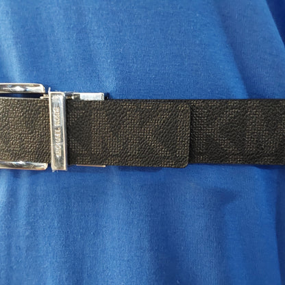 MICHAEL KORS BELT REVERSIBLE BLACK LARGE LOGO TO SOLID BLACK SILVER BUCKLE