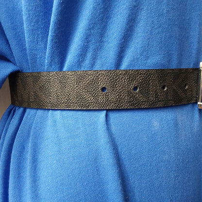 MICHAEL KORS BELT REVERSIBLE BLACK LARGE LOGO TO SOLID BLACK SILVER BUCKLE