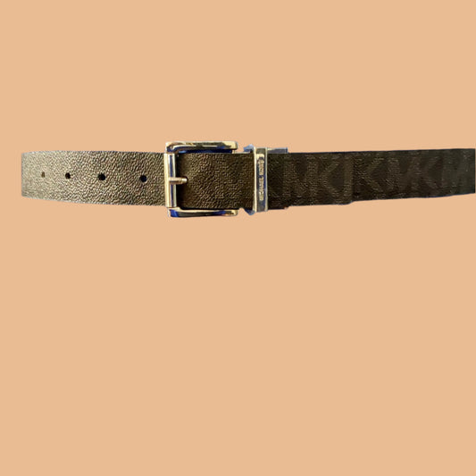 MICHAEL KORS BELT REVERSIBLE BLACK LARGE LOGO TO SOLID BLACK SILVER BUCKLE